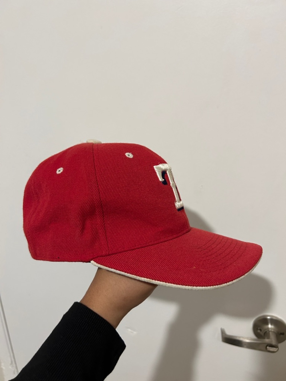 Red Texas Rangers baseball cap - Picture 4 of 6